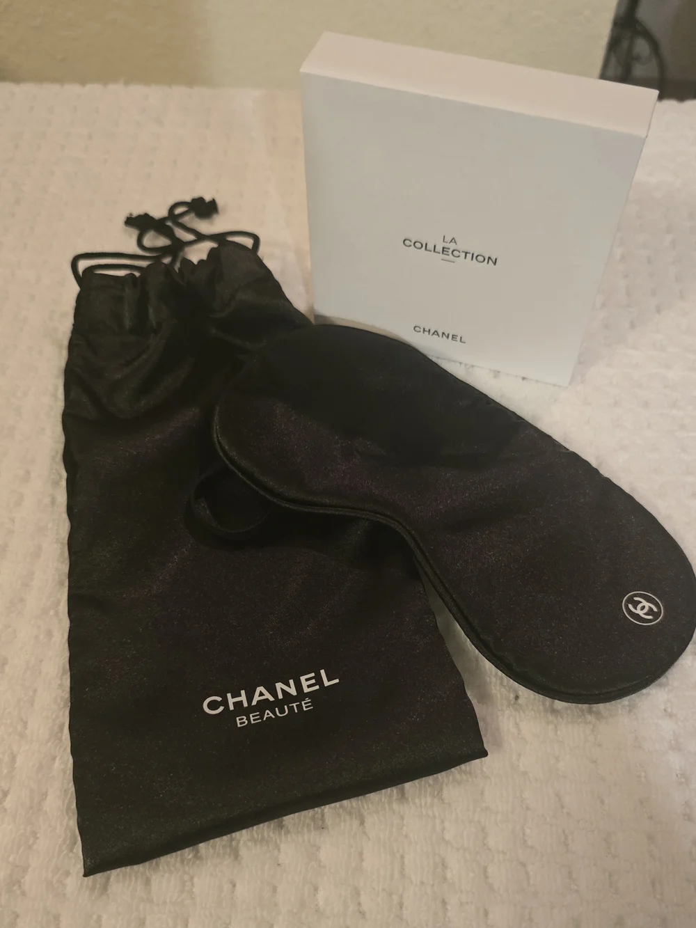 CHANEL Beauté La Collection Black Satin Sleep Eye Mask Pouch & Box